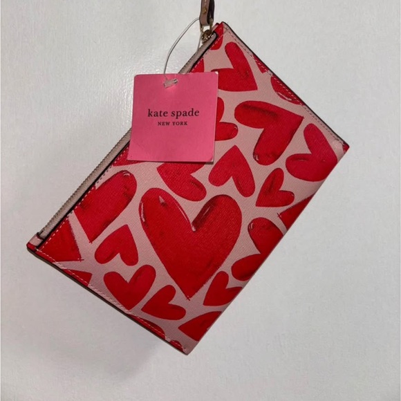 kate spade Handbags - Kate Spade Pink and Red Heart Wristlet